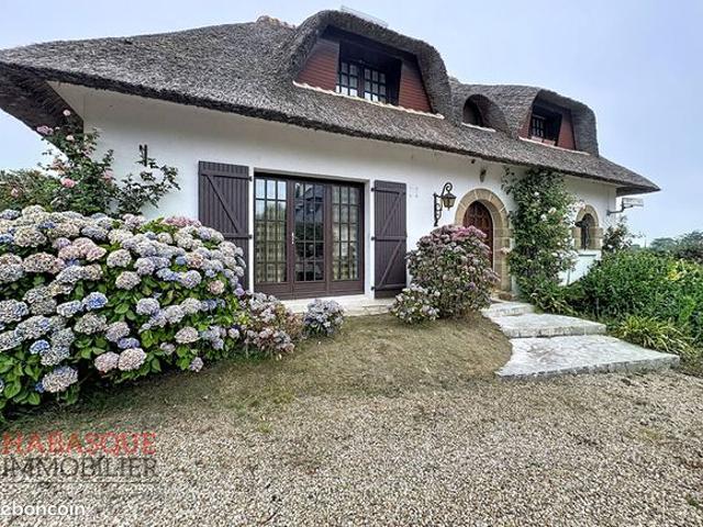 Propriété 8 pièces 148 m²
