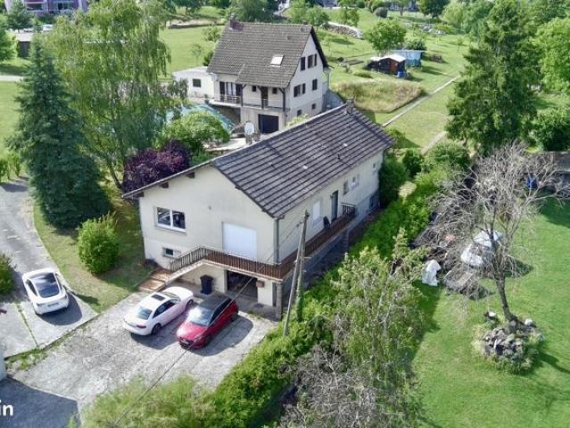 Propriété 8 pièces 148 m²