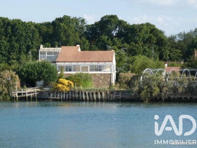 Propriété 8 pièces 149 m²