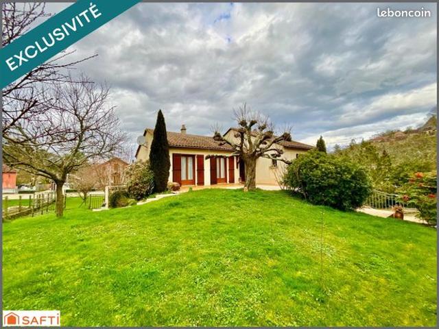Propriété 8 pièces 149 m²