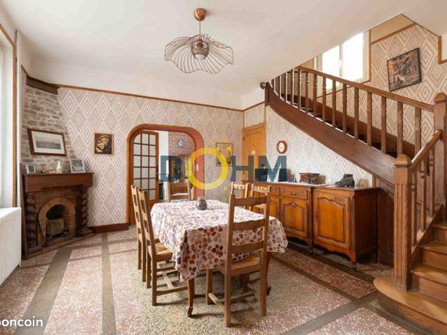 Propriété 8 pièces 141 m²