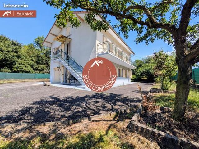 Propriété 8 pièces 143 m²