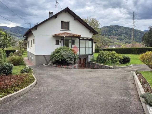 Propriété 8 pièces 143 m²