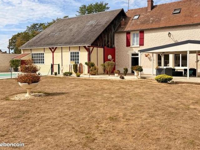Propriété 8 pièces 156 m²