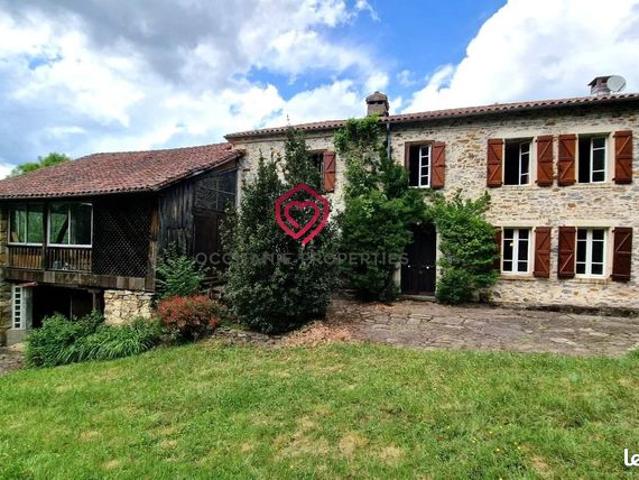 Propriété 8 pièces 156 m²