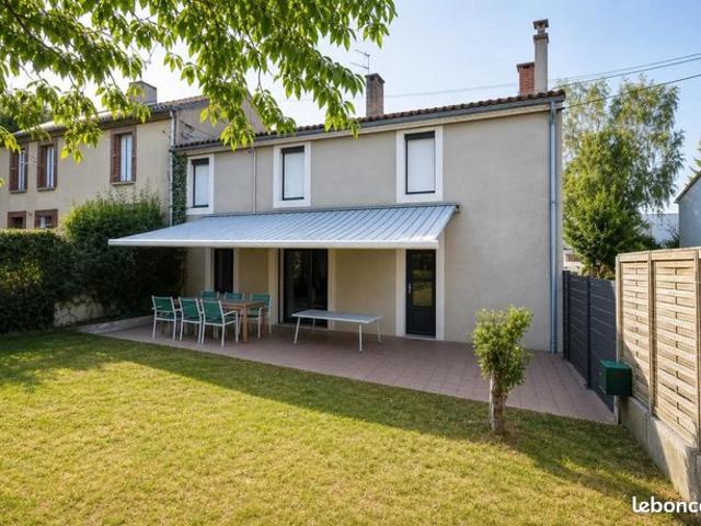 Propriété 8 pièces 156 m²