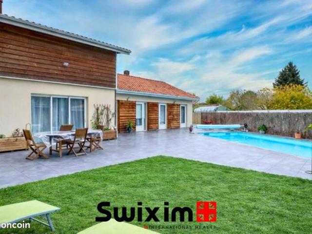 Propriété 8 pièces 158 m²