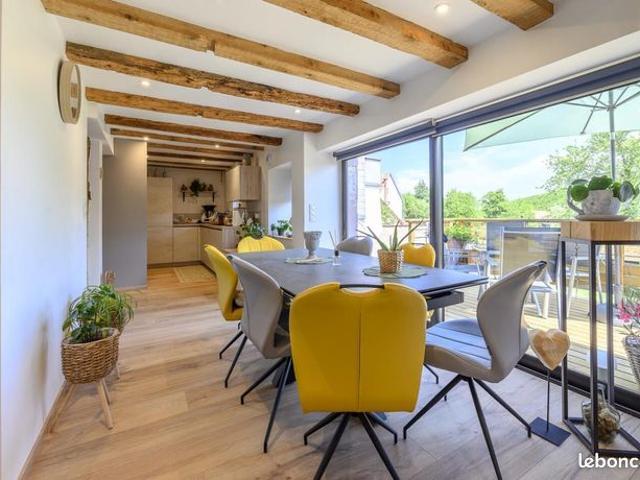 Propriété 8 pièces 159 m²