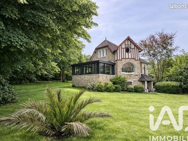 Propriété 8 pièces 150 m²