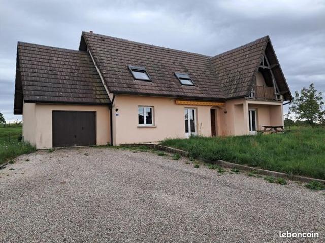 Propriété 8 pièces 164 m²