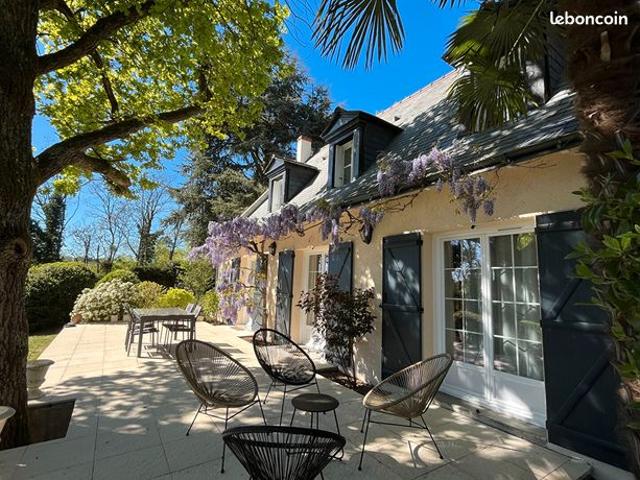 Propriété 8 pièces 164 m²
