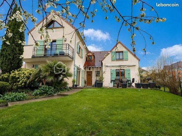Propriété 8 pièces 165 m²