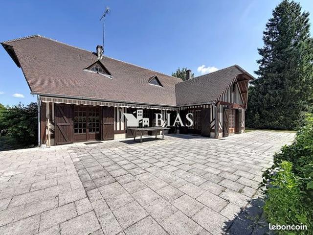Propriété 8 pièces 166 m²