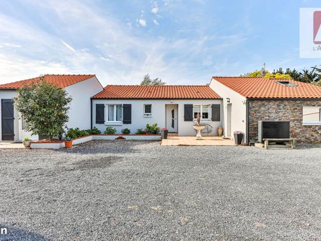 Propriété 8 pièces 166 m²