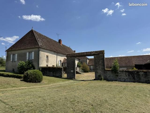 Propriété 8 pièces 167 m²