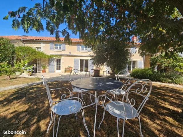 Propriété 8 pièces 167 m²