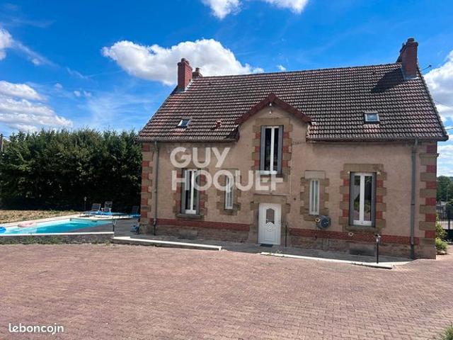 Propriété 8 pièces 167 m²
