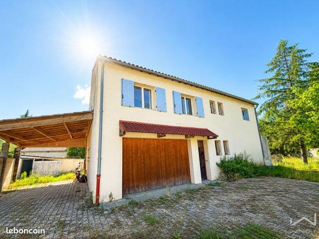 Propriété 8 pièces 167 m²