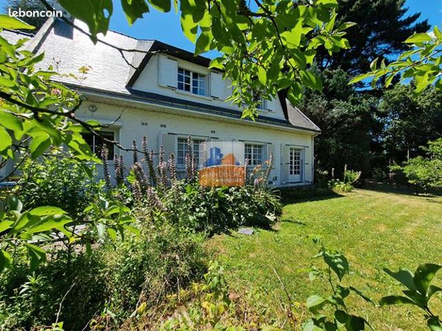 Propriété 8 pièces 168 m²