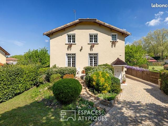 Propriété 8 pièces 168 m²