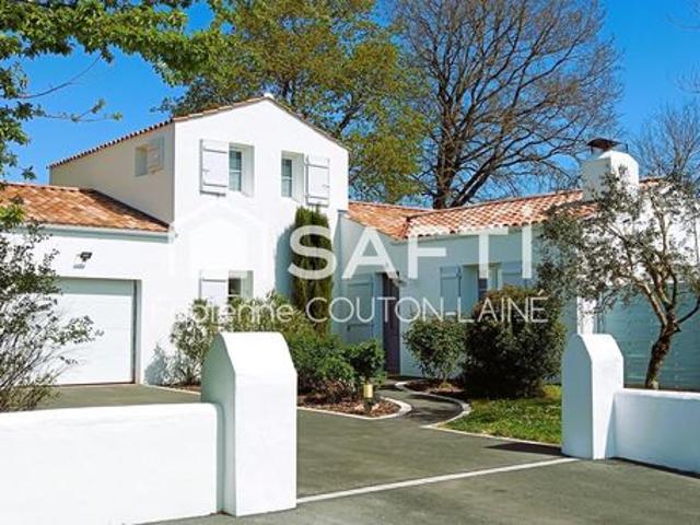 Propriété 8 pièces 169 m²