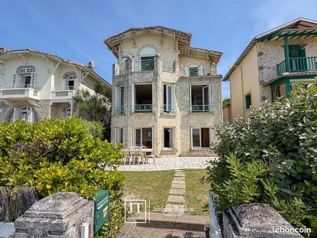Propriété 8 pièces 160 m²