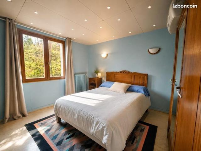 Propriété 8 pièces 160 m²