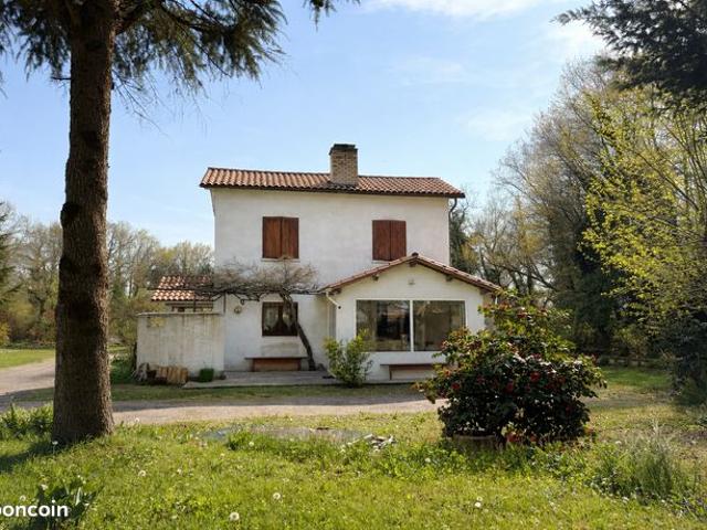 Propriété 8 pièces 160 m²
