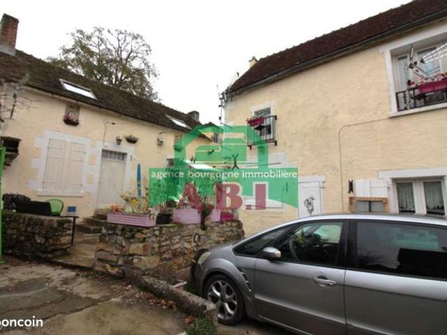 Propriété 8 pièces 160 m²