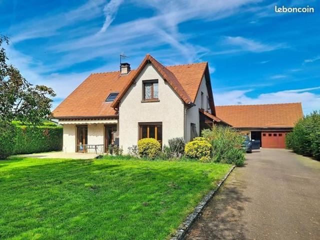 Propriété 8 pièces 160 m²