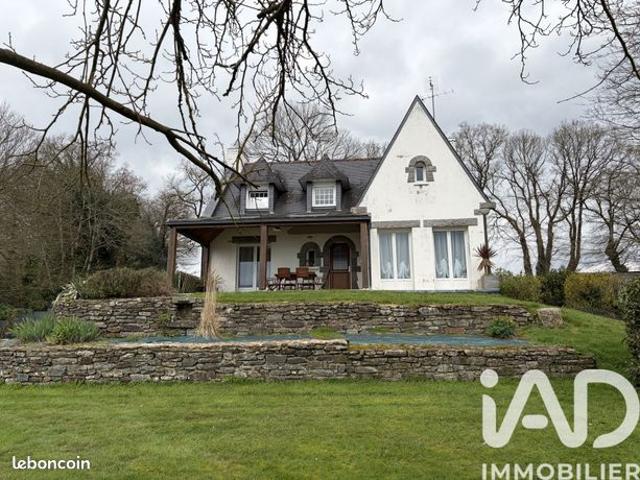 Maison familiale 8 pièces 161 m²