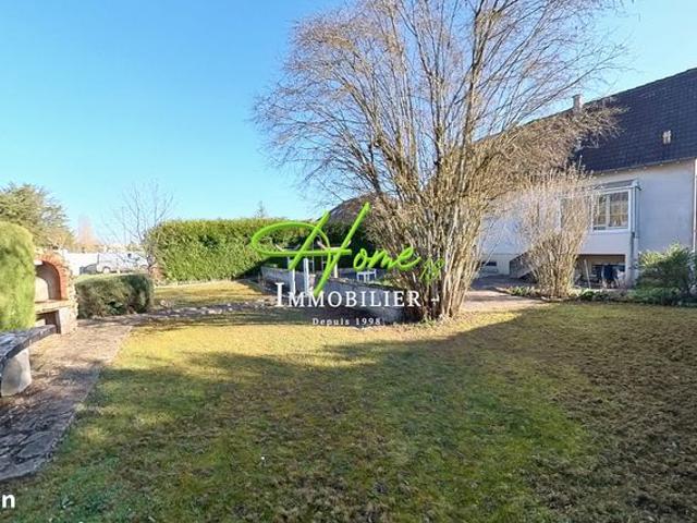 Propriété 8 pièces 162 m²