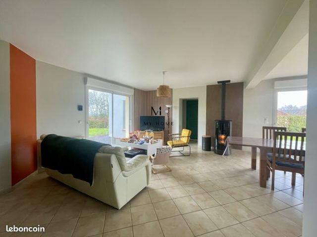 Propriété 8 pièces 163 m²