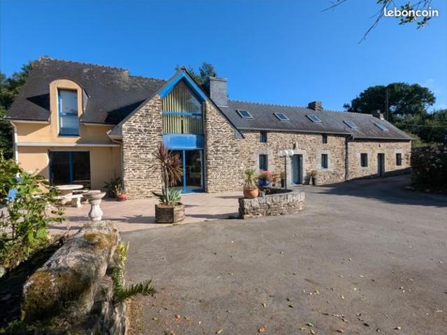 Propriété 8 pièces 174 m²