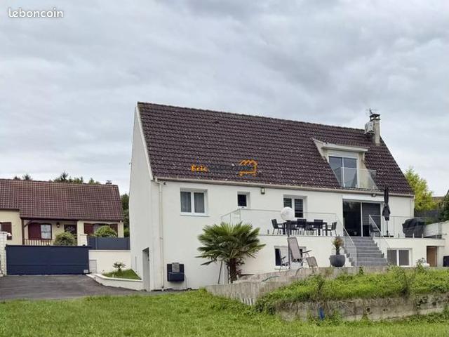 Propriété 8 pièces 175 m²