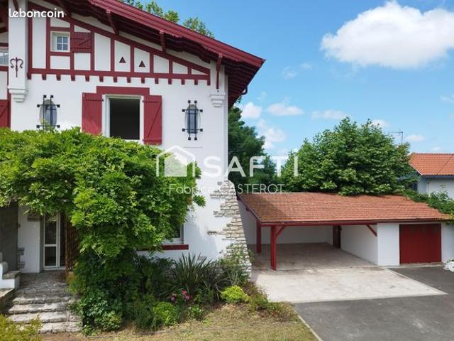 Propriété 8 pièces 175 m²