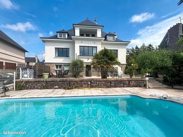 Propriété 8 pièces 175 m²