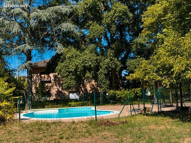 Propriété 8 pièces 176 m²
