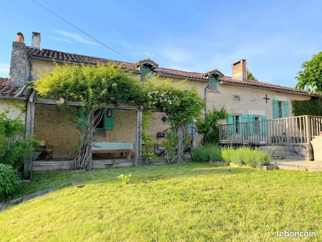 Propriété 8 pièces 177 m²