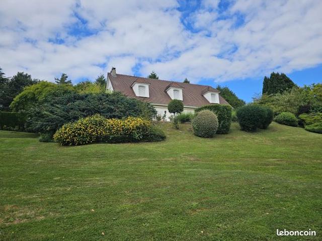 Propriété 8 pièces 178 m²