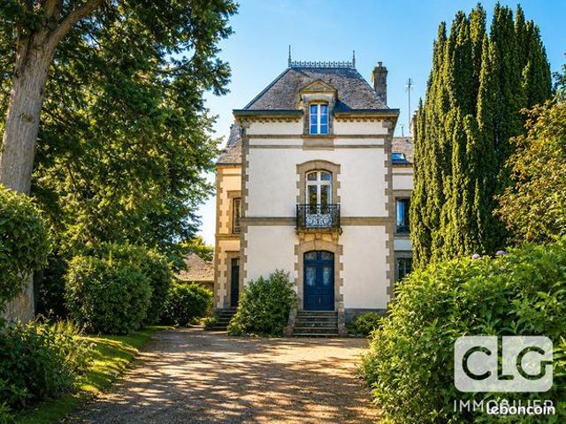 Propriété 8 pièces 178 m²