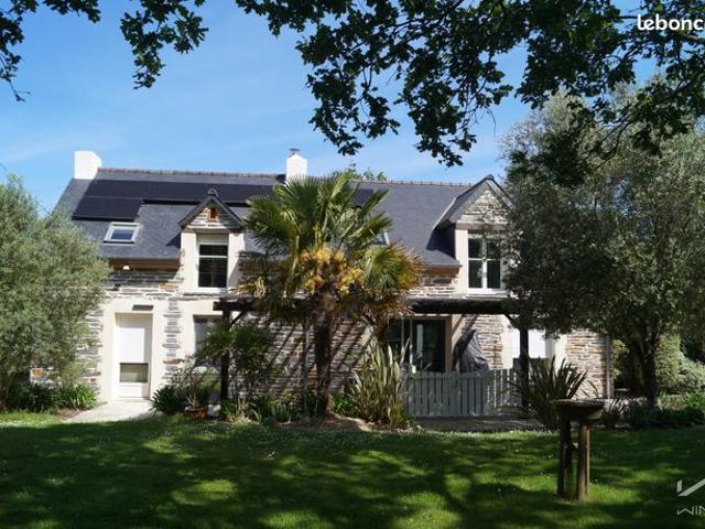 Propriété 8 pièces 178 m²