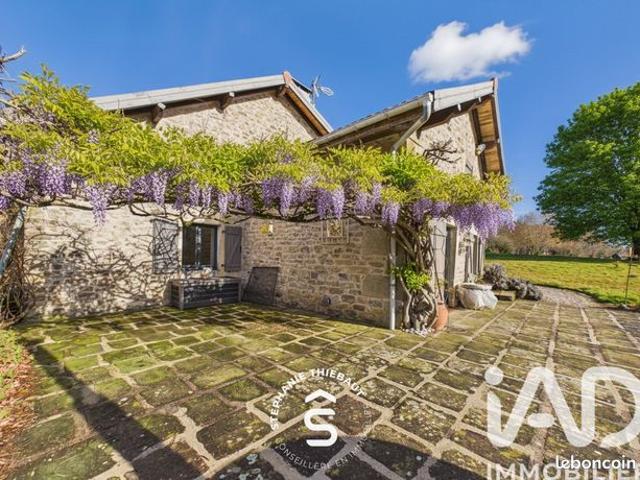 Propriété 8 pièces 179 m²