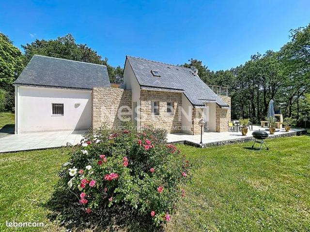 Propriété 8 pièces 184 m²