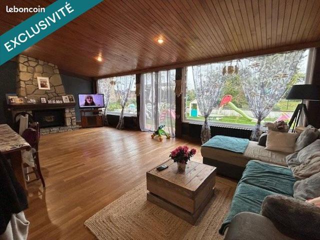 Propriété 8 pièces 185 m²