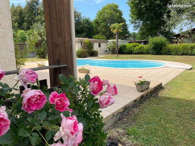 Propriété 8 pièces 186 m²