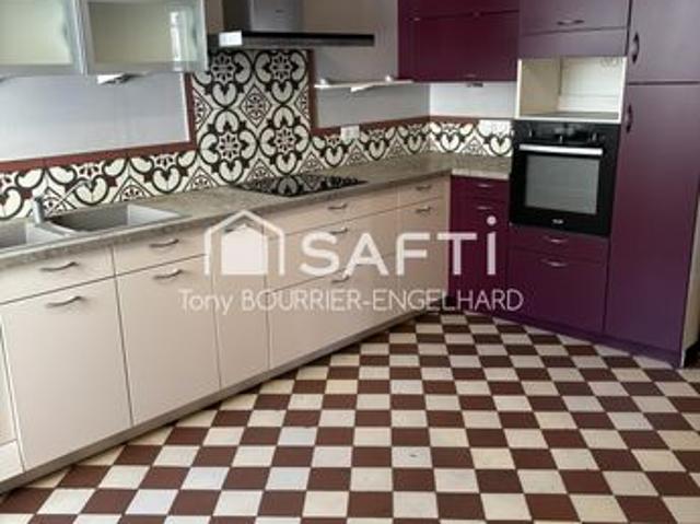 Propriété 8 pièces 187 m²