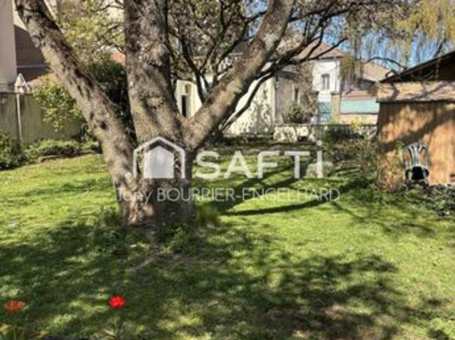 Propriété 8 pièces 187 m²