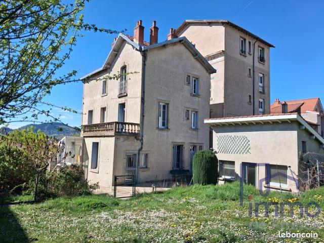 Maison 8 pièces 188 m²