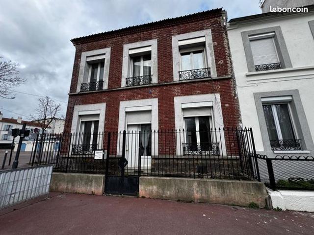 Propriété 8 pièces 188 m²